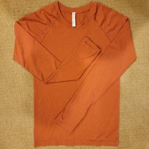 Athleta NWOT Small Momentum Top Oxford Rust Shine